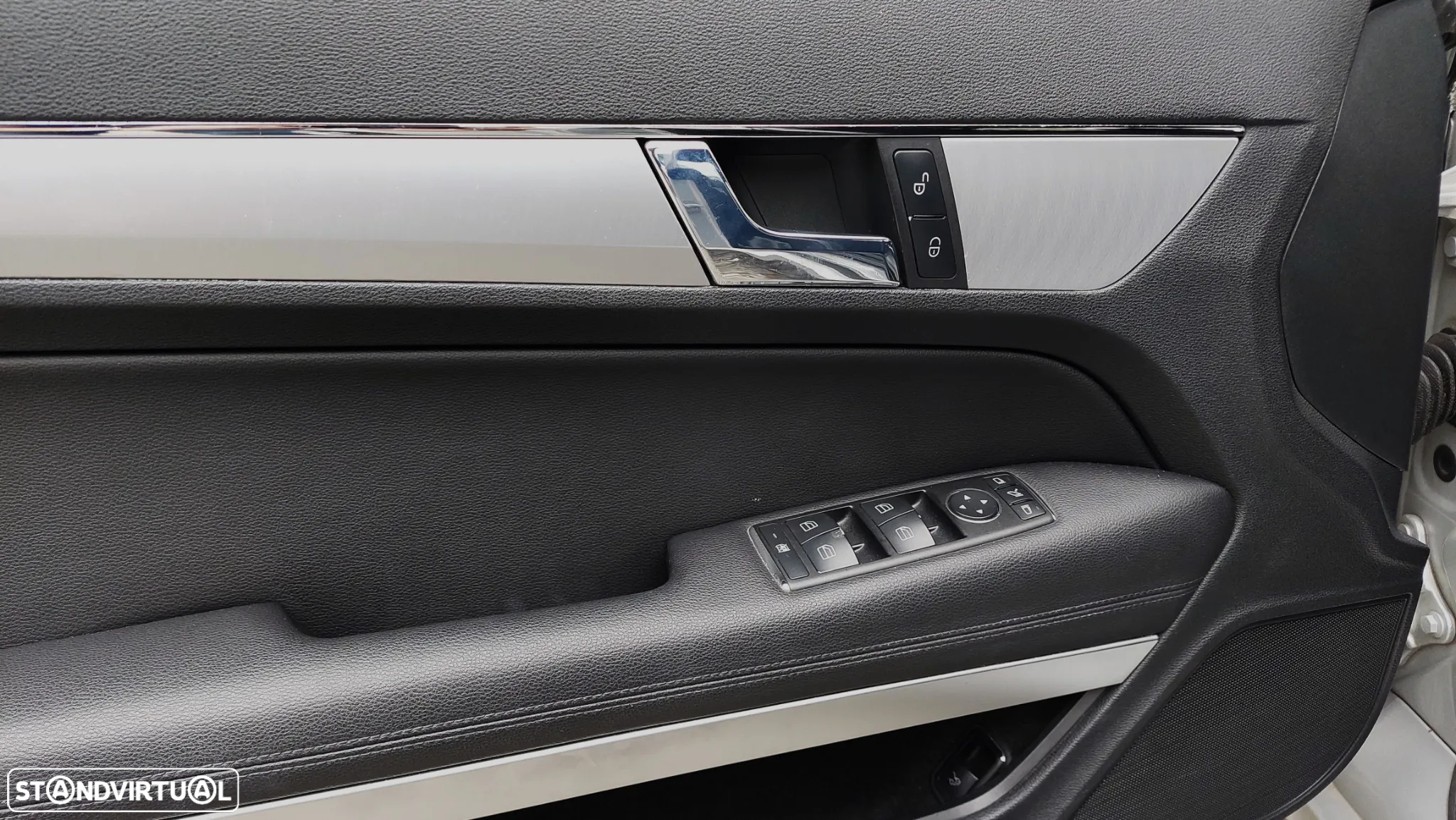Mercedes-Benz E 350 CDi Avantgarde BlueEfficiency - 18