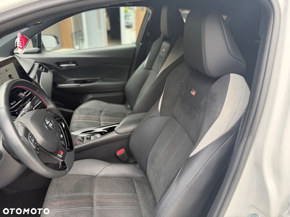 Toyota C-HR - 23