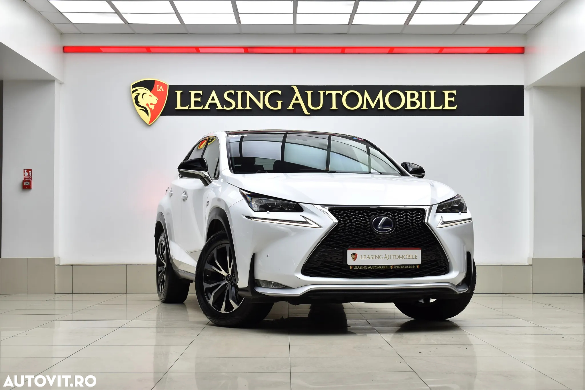 Lexus Seria NX 300h AWD F Sport - 3
