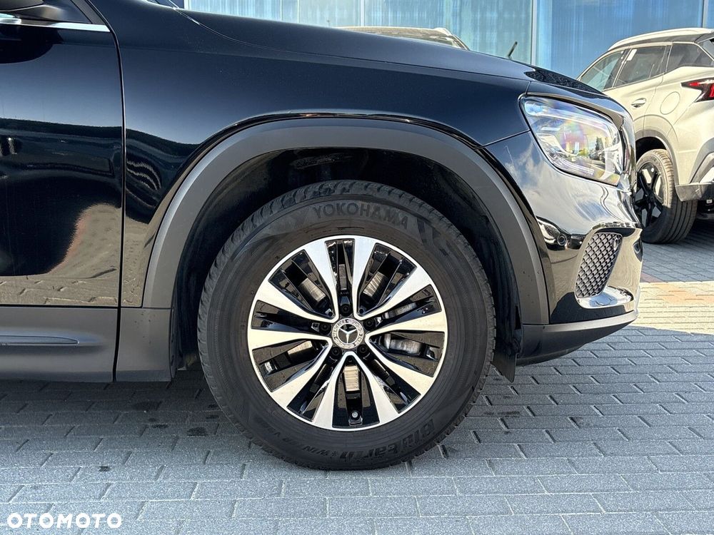 Mercedes-Benz GLB 200 7G-DCT - 37