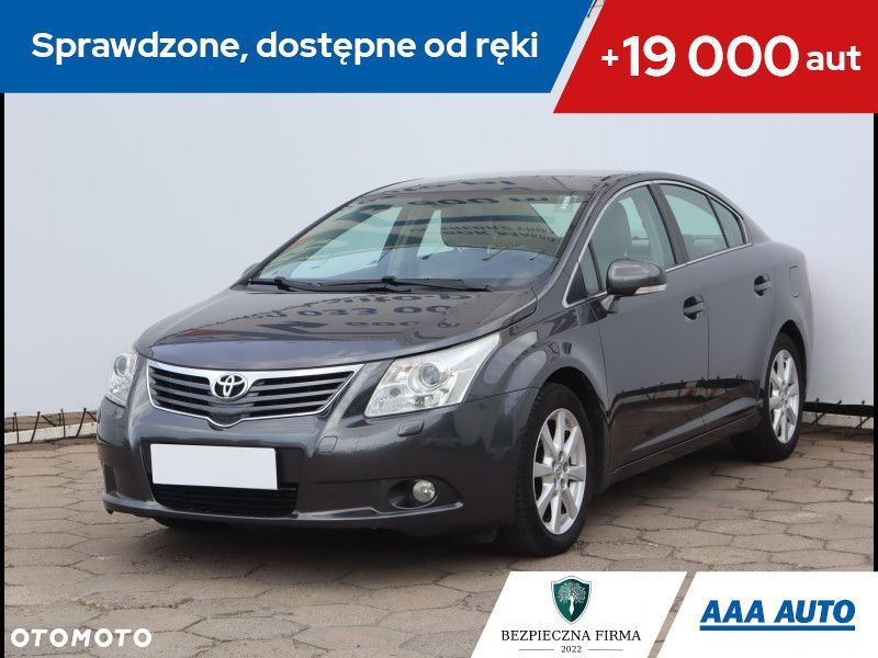 Toyota Avensis - 1