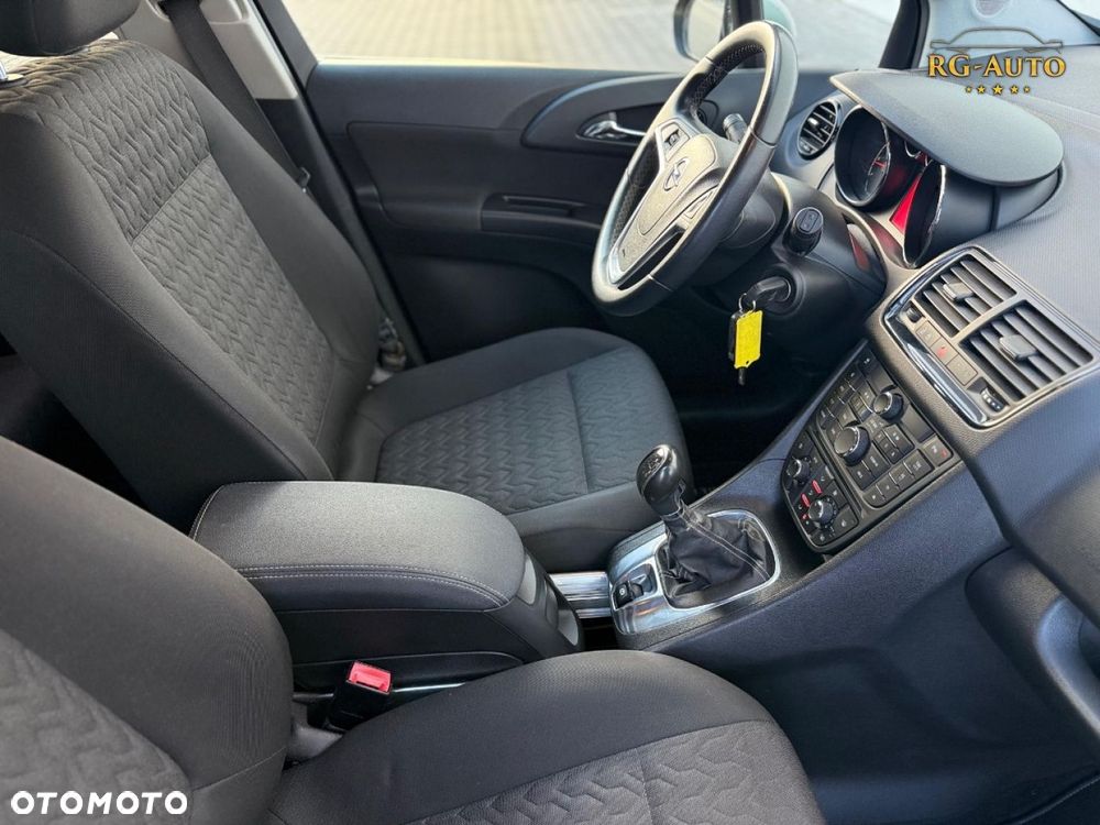 Opel Meriva - 32