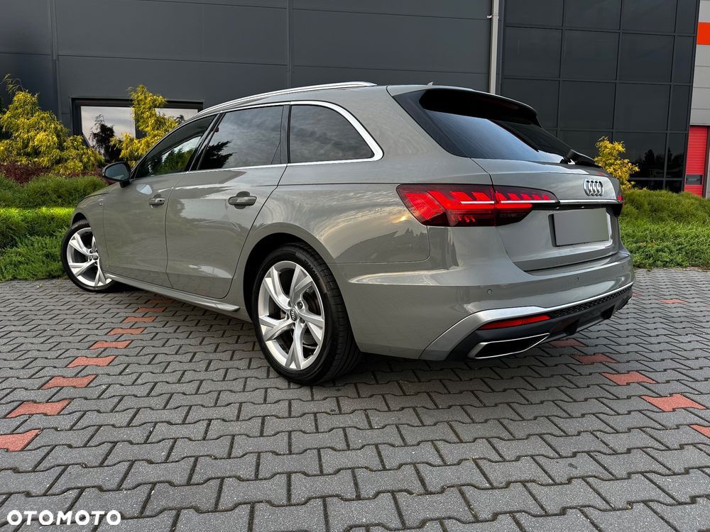 Audi A4 Avant 2.0 TFSI ultra Sport S tronic - 11