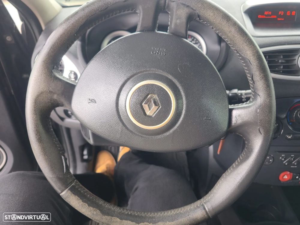 Renault Clio 1.5 dCi Rip Curl - 5