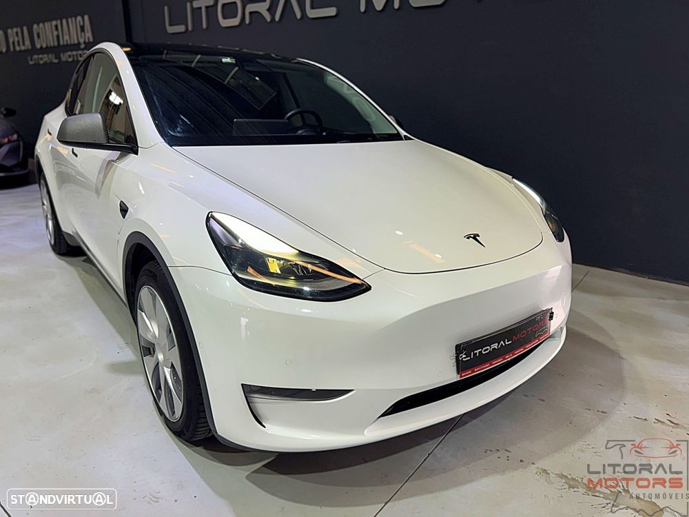 Tesla Model Y Long Range Dual Motor AWD - 4