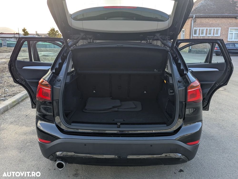 BMW X1 xDrive25e Advantage - 8