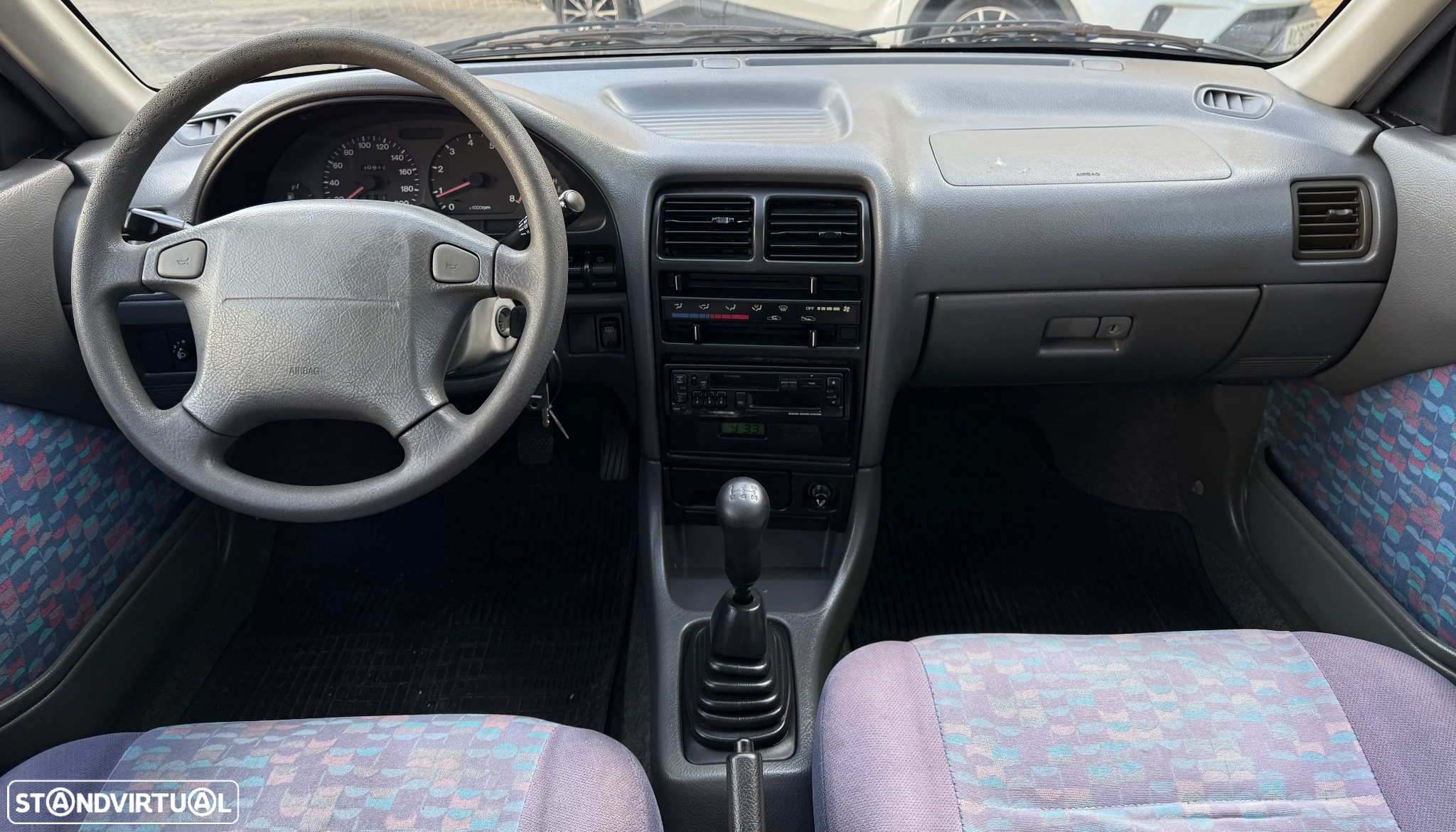 Suzuki Swift 1.0 GLX DA - 15