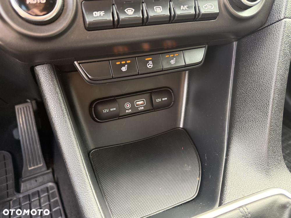 Kia Sportage 2,0 CRDI 2WD ISG Spirit - 28