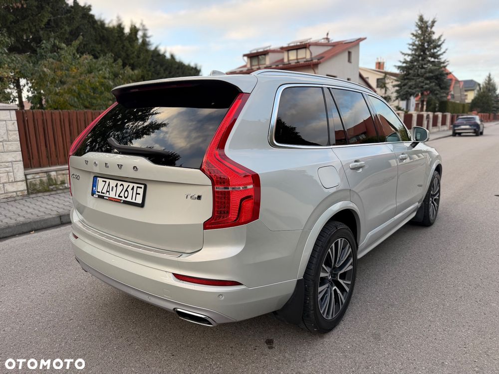 Volvo XC 90 - 4