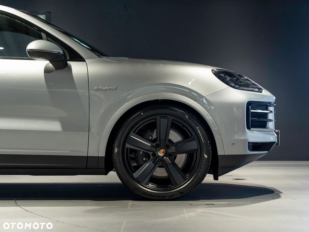 Porsche Cayenne E-Hybrid PHEV - 12