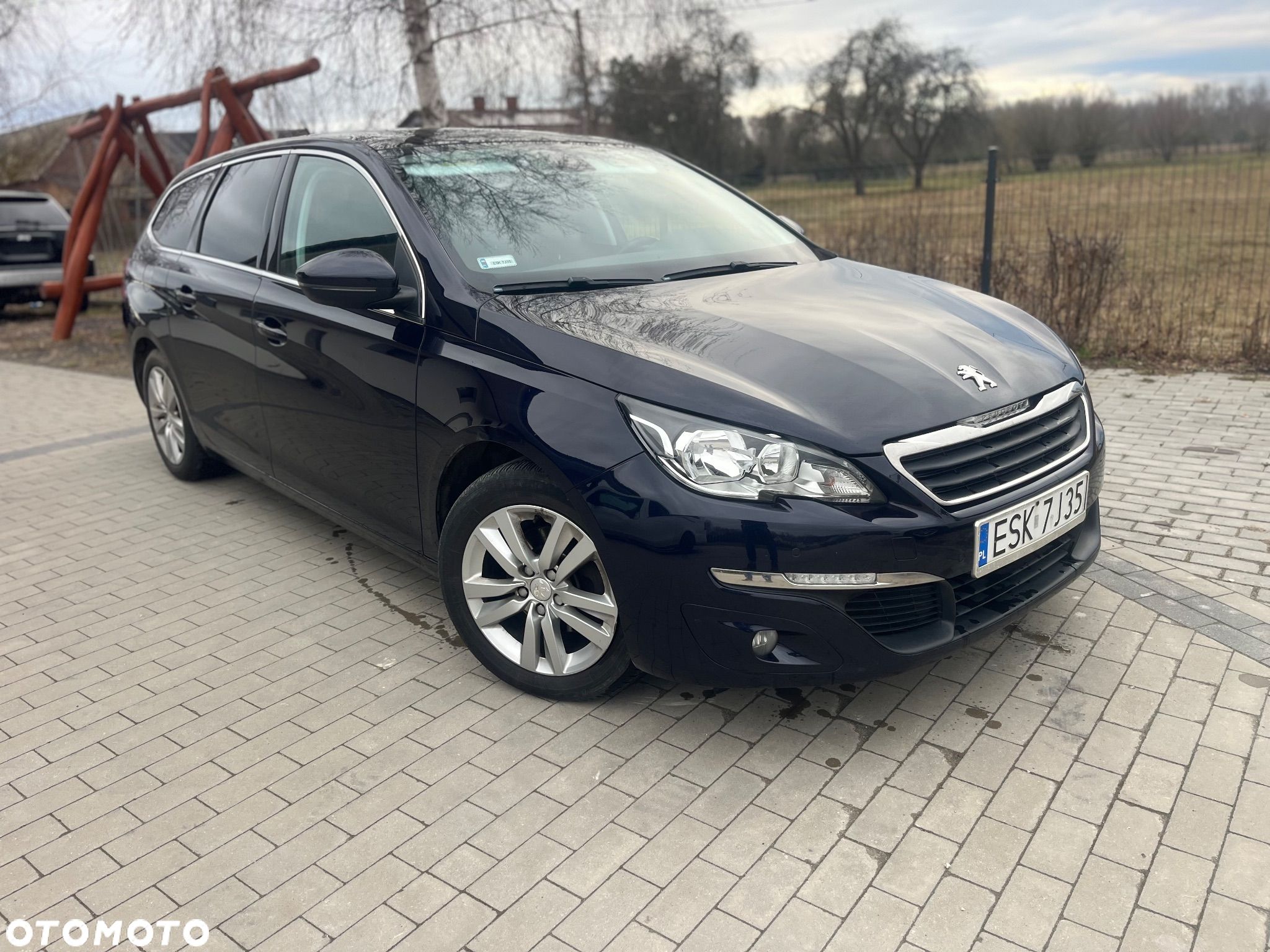 Peugeot 308 - 1