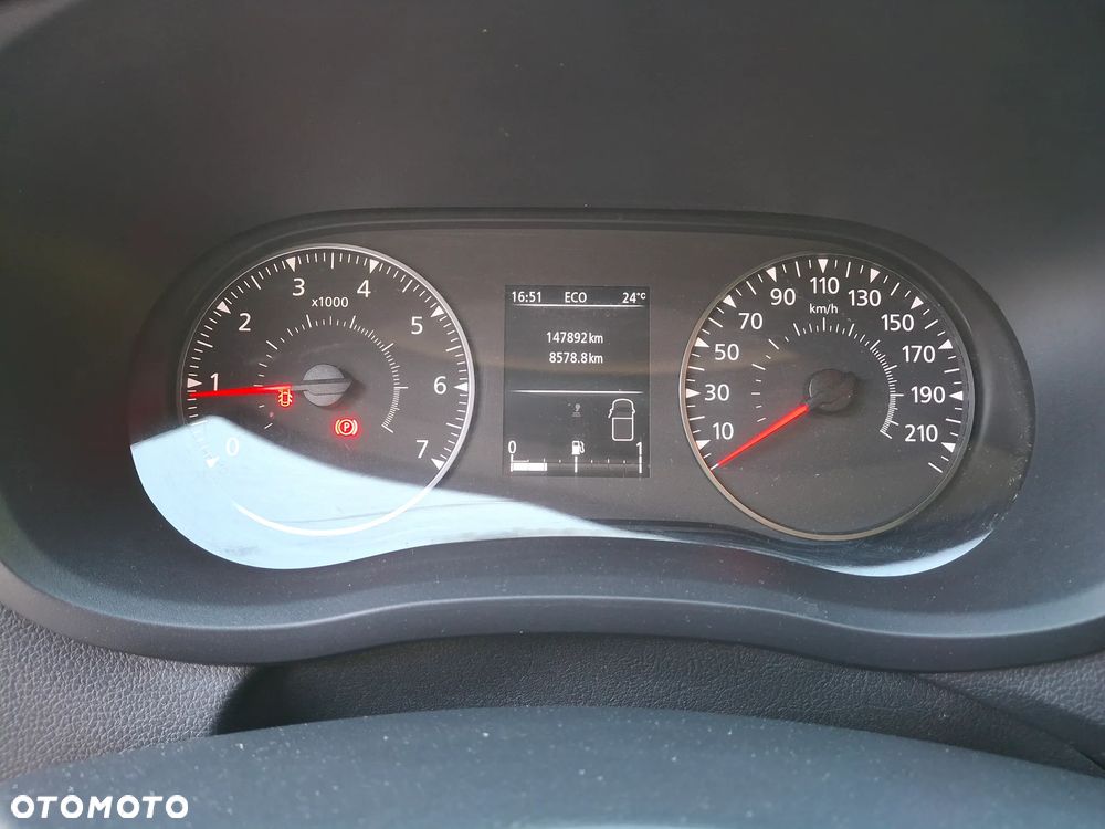 Renault Master 2.3 D 136 KM Salon PL - 27