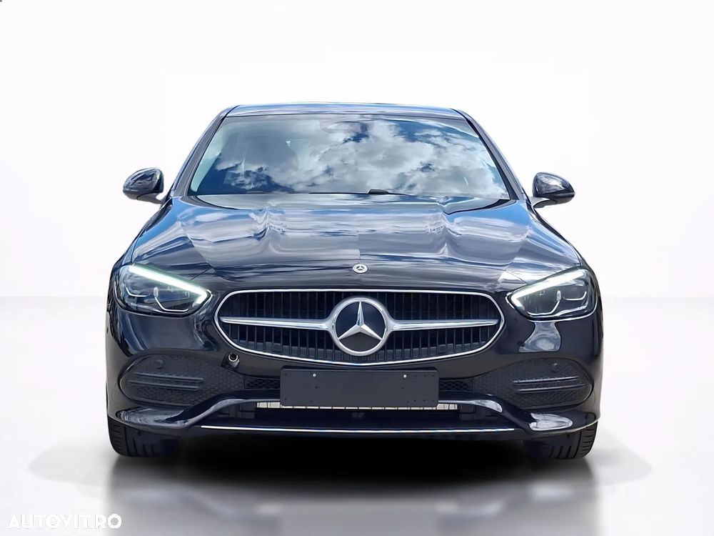 Mercedes-Benz C - 9