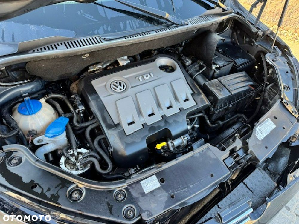 Volkswagen Touran 1.6 TDI DPF Comfortline - 12