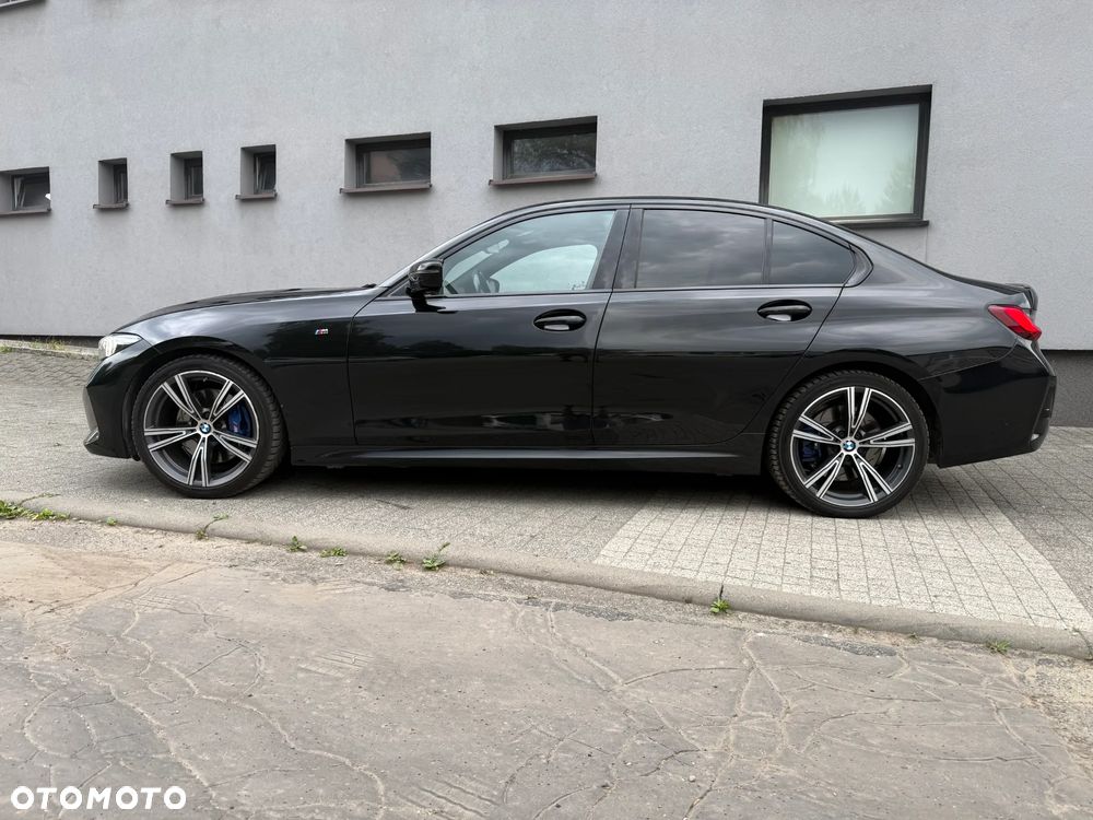 BMW Seria 3 330i xDrive M Sport sport - 2