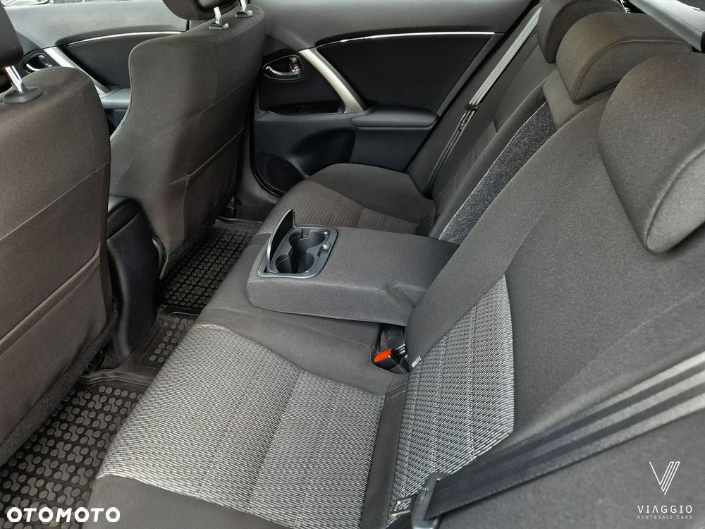 Toyota Avensis 1.8 Sol EU5 - 22