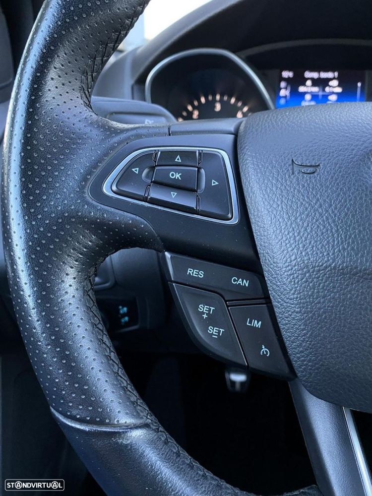 Ford Focus 1.5 TDCi ST-Line - 18