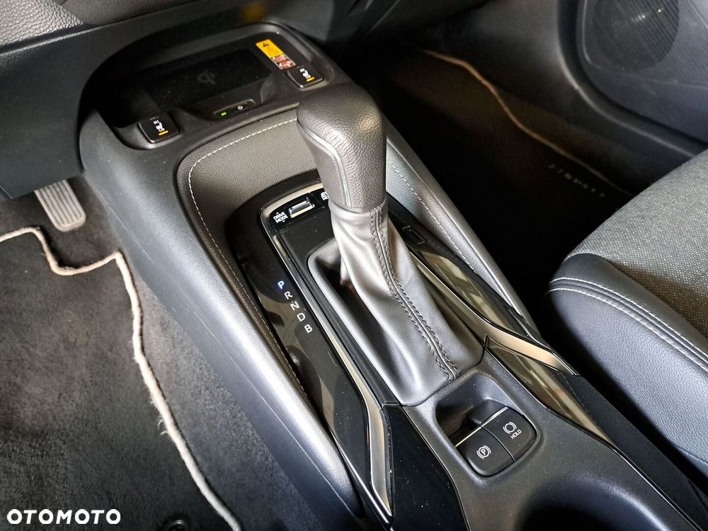 Toyota Corolla 1.8 Hybrid Style - 29