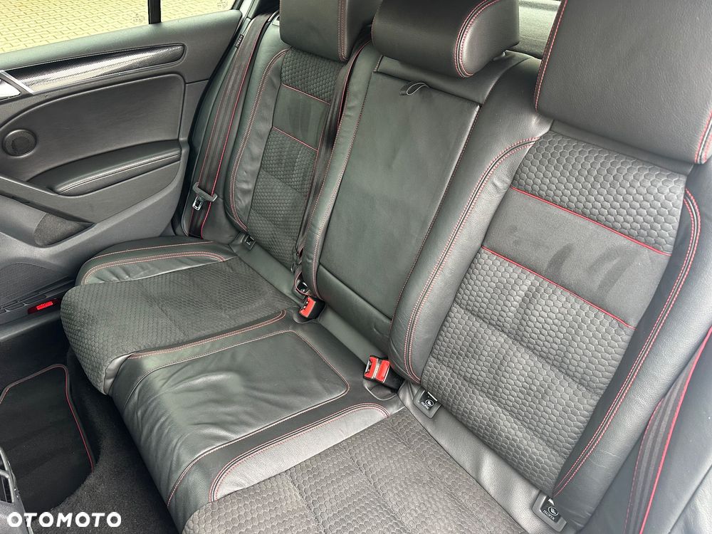 Volkswagen Golf 2.0 GTI Edition 35 - 29