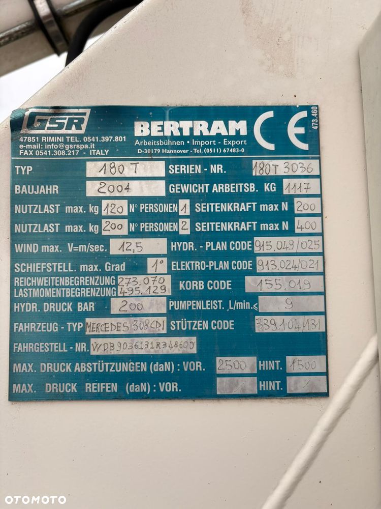 Mercedes-Benz Sprinter - 10