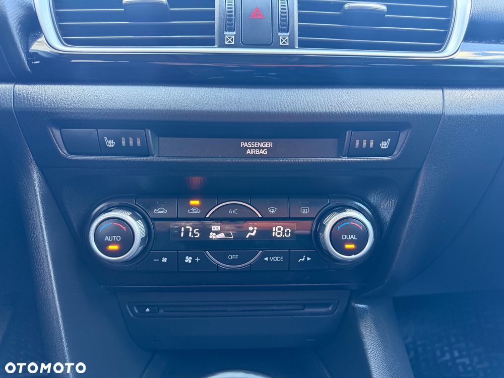Mazda 3 SKYACTIV-D 150 Sports-Line - 24