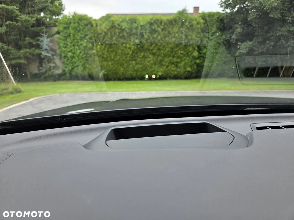 Volvo XC 60 B4 D Ultimate Dark - 35