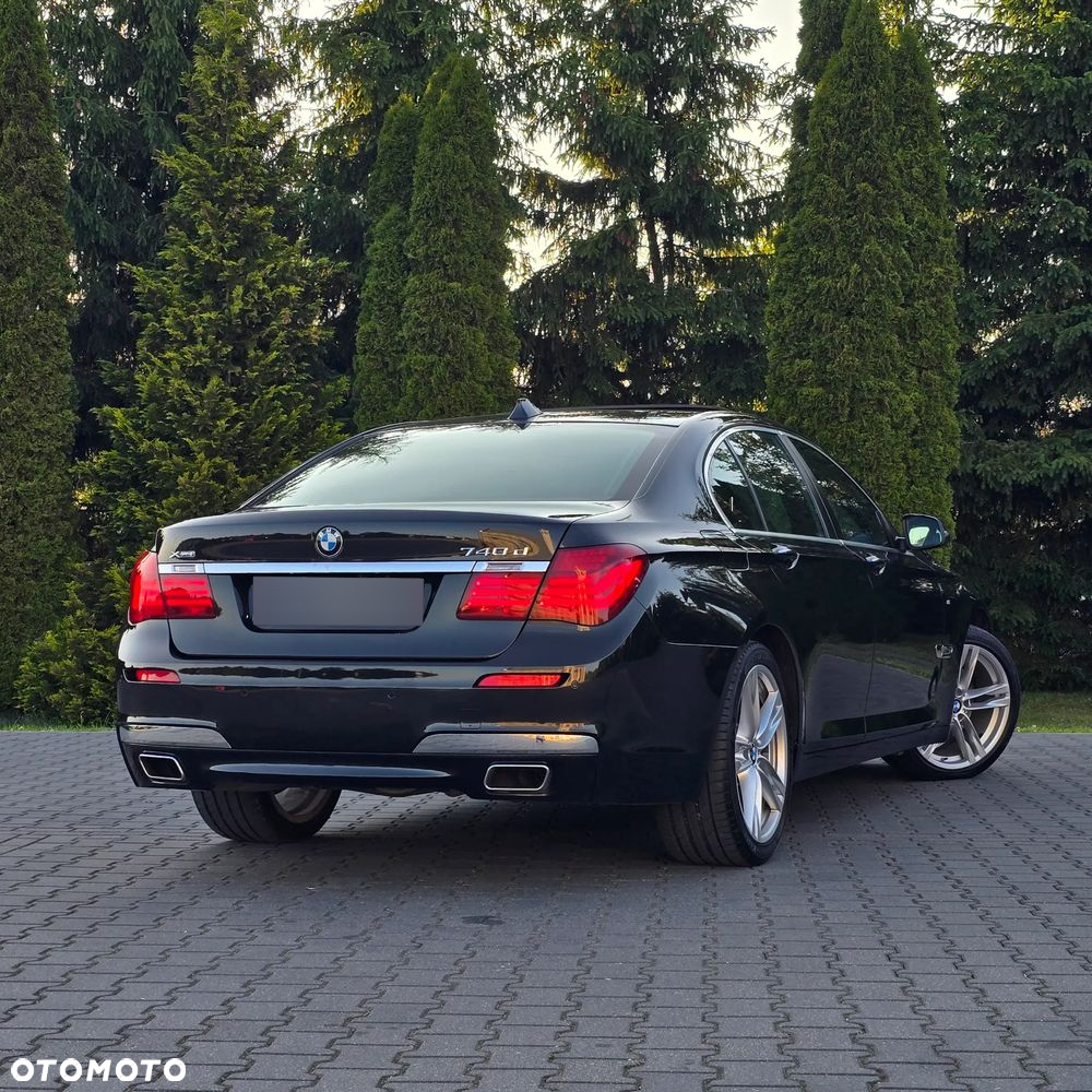 BMW Seria 7 740d xDrive - 15