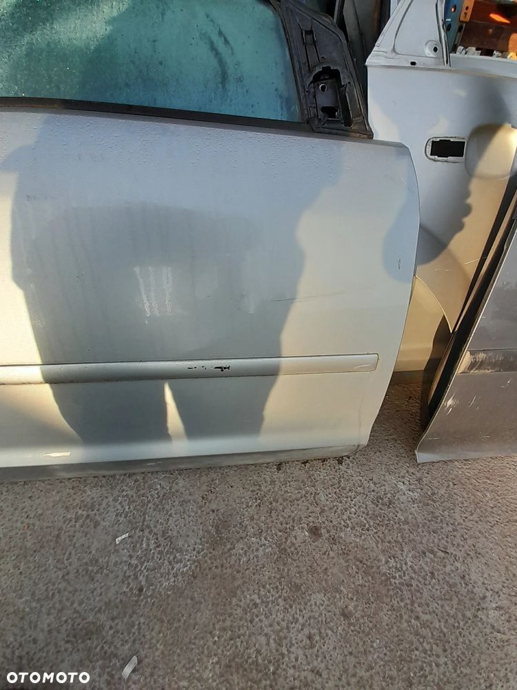 FORD FOCUS MK2 DRZWI PRAWE PRZEDNIE PRAWY PRZÓD - 3