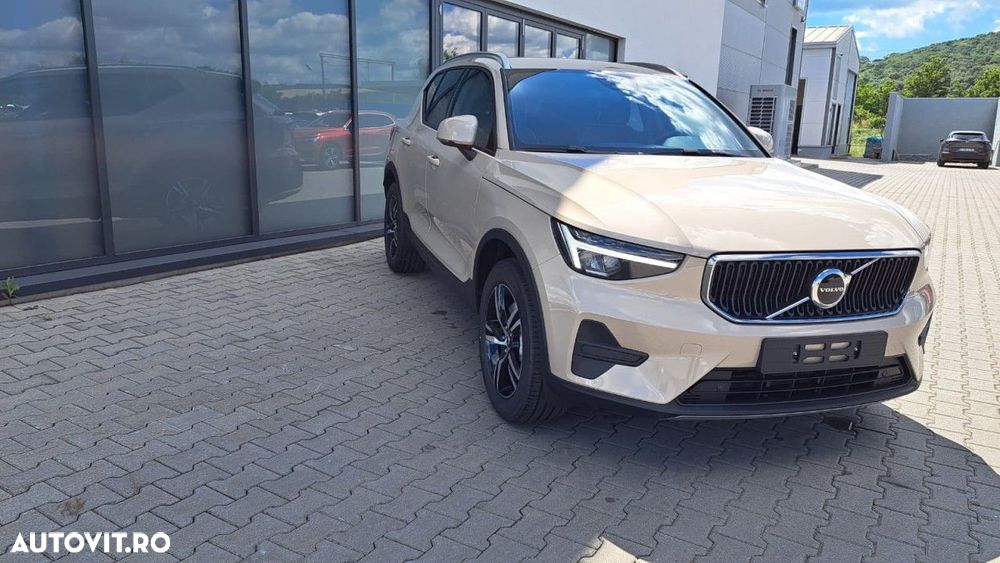Volvo XC 40 B3 AT FWD MHEV Core - 12