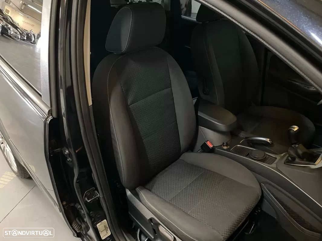 Ford C-Max 1.6 TDCi Titanium - 16