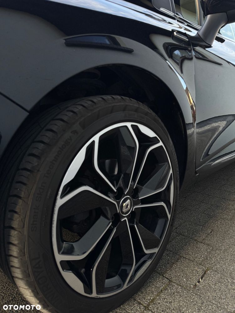 Renault Clio Energy TCe 120 Bose Edition - 9