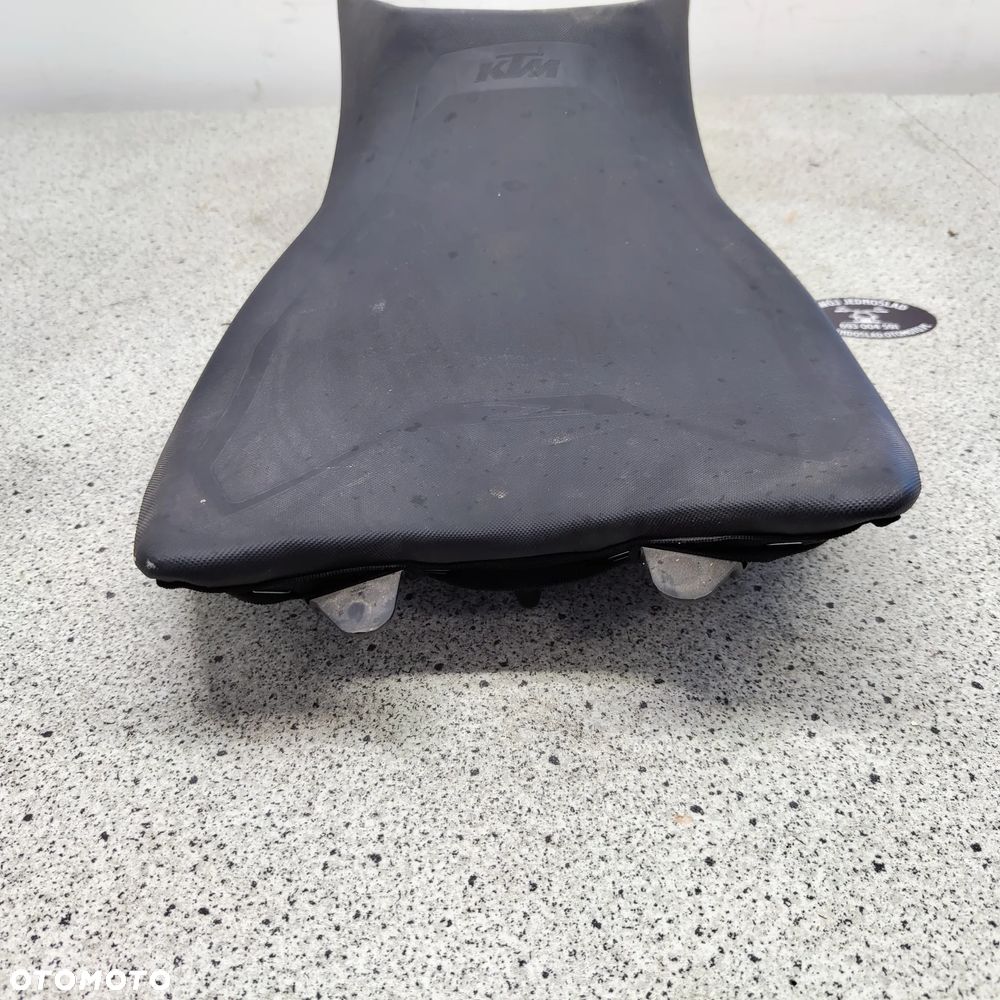 Siedzenie, fotel przód, kanapa kierowcy KTM 1290 Super Duke - 2