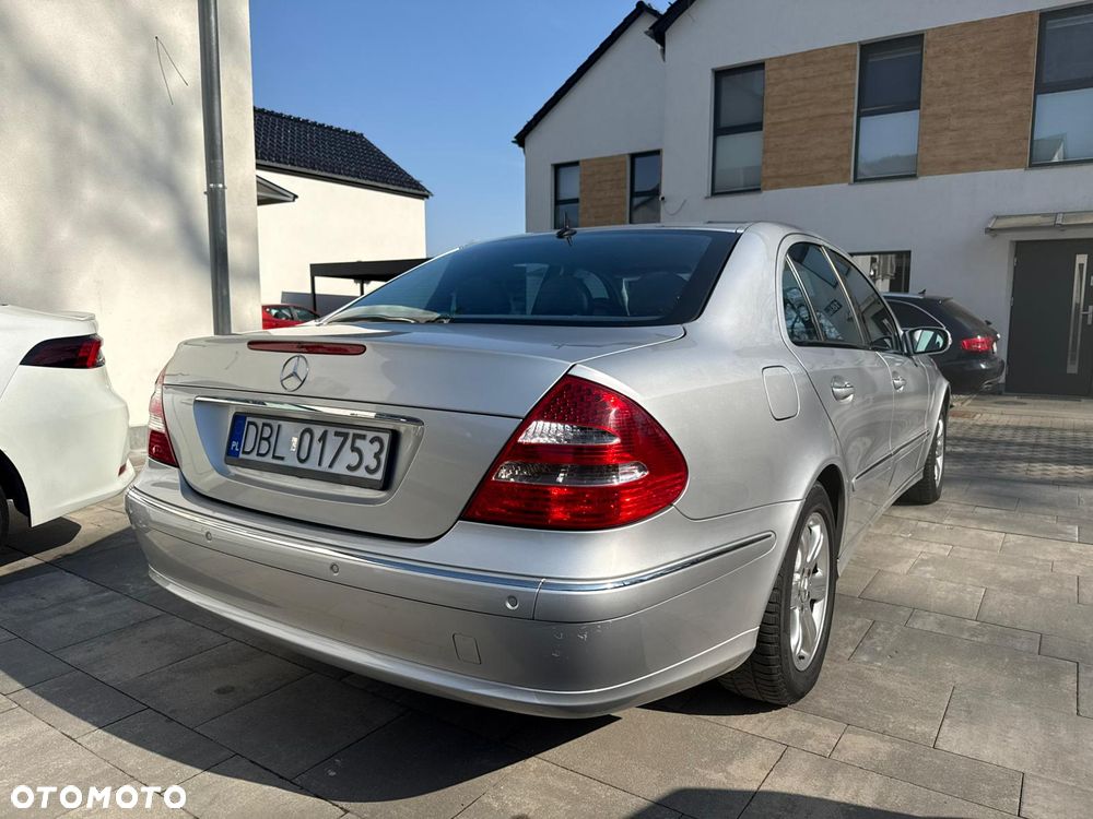 Mercedes-Benz Klasa E - 8