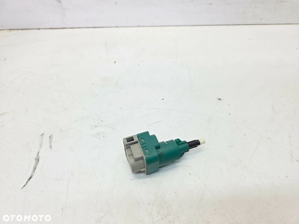 CZUJNIK HAMULCA STOP AUDI Q7 4L 7L6945511C - 1