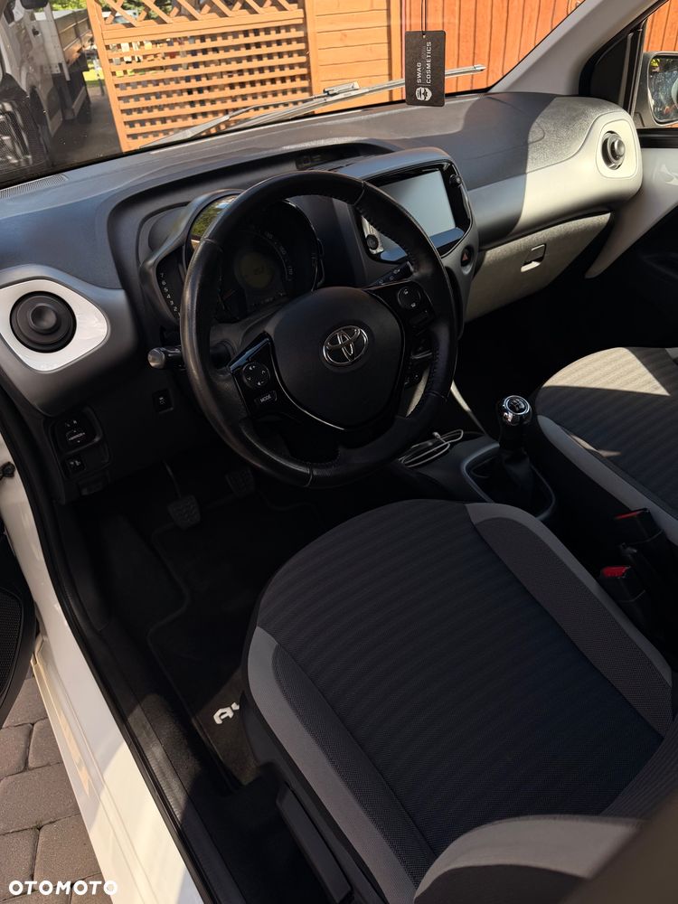 Toyota Aygo 1.0 VVT-i Color Edition - 12