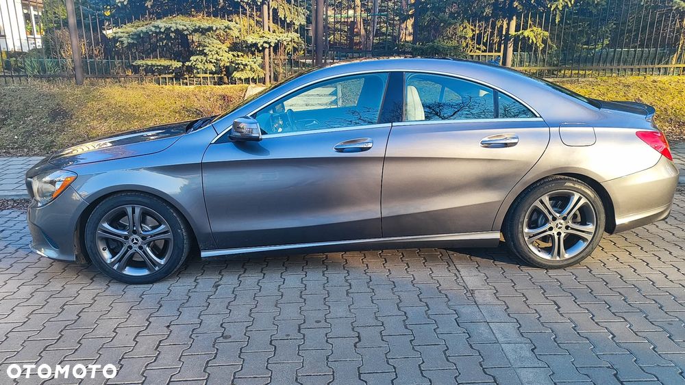 Mercedes-Benz CLA 250 4Matic 7G-DCT Sport - 4