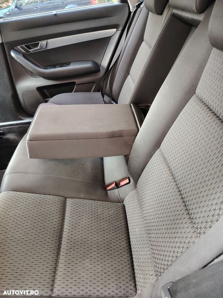 Audi A6 2.0 TDI DPF Avant - 20