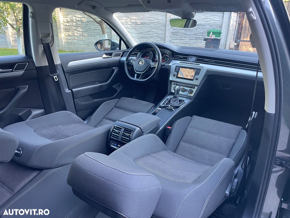 Volkswagen Passat - 21