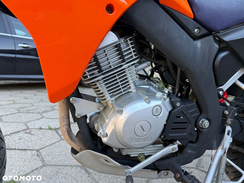 Yamaha XT - 22