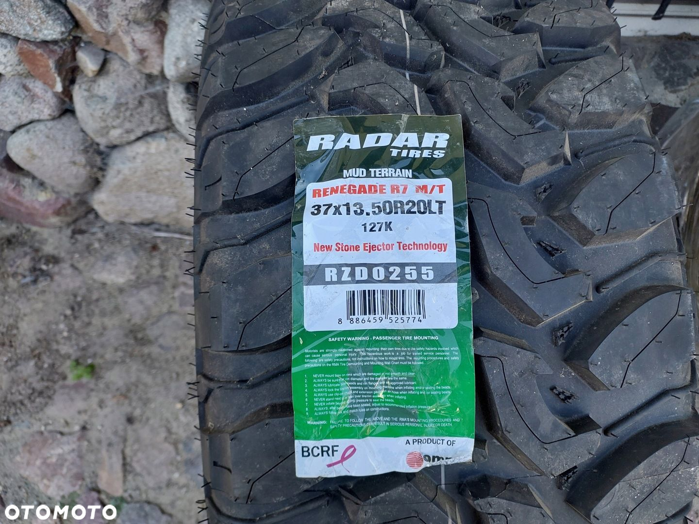 OPONA RADAR RENEGADE R7 M/T 20" 37X13,5 - 2