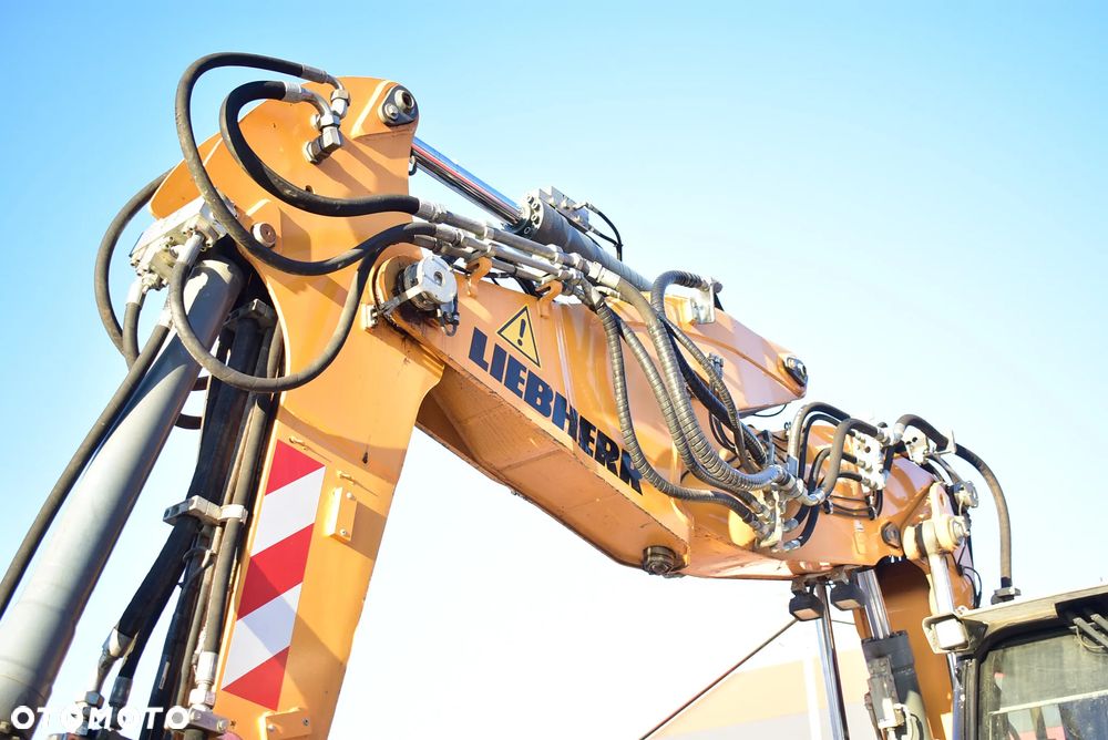 Liebherr A 914 Compact /16.5T. / Ramię 3x łamane/ Bez AdBlue/ Kamera/ Sprowadzona z Niemiec/ Stan wzorowy ! - 16