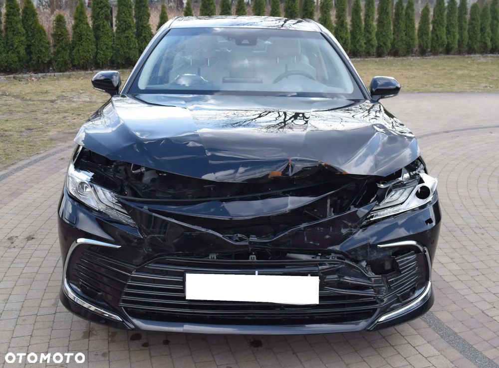 Toyota Camry 2.5 Hybrid Executive CVT - 2
