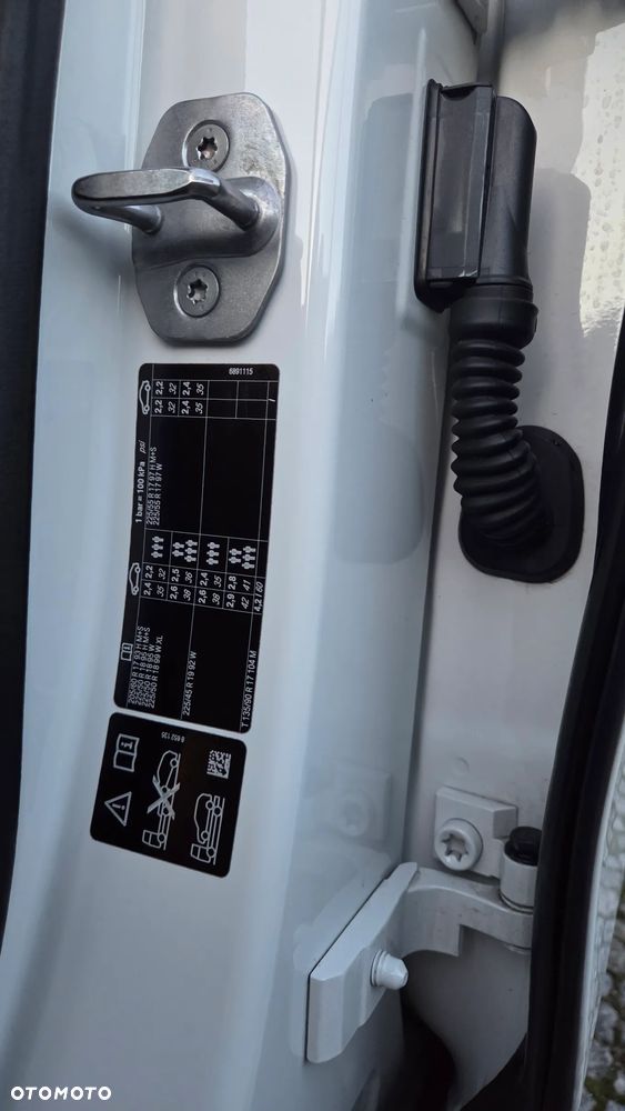 BMW X1 xDrive20d Sport Line - 19