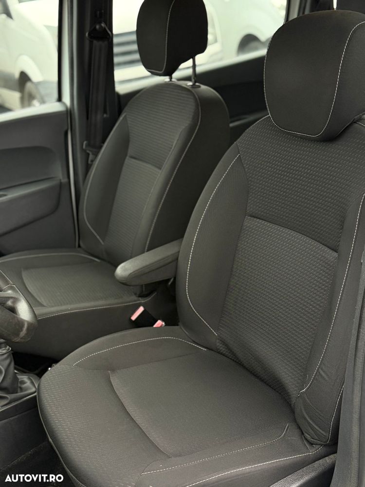 Dacia Lodgy 1.5 Blue dCi Laureate - 12