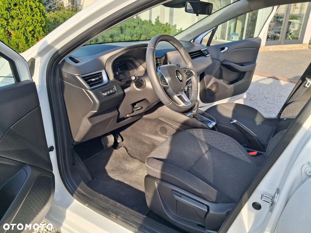 Renault Clio - 10
