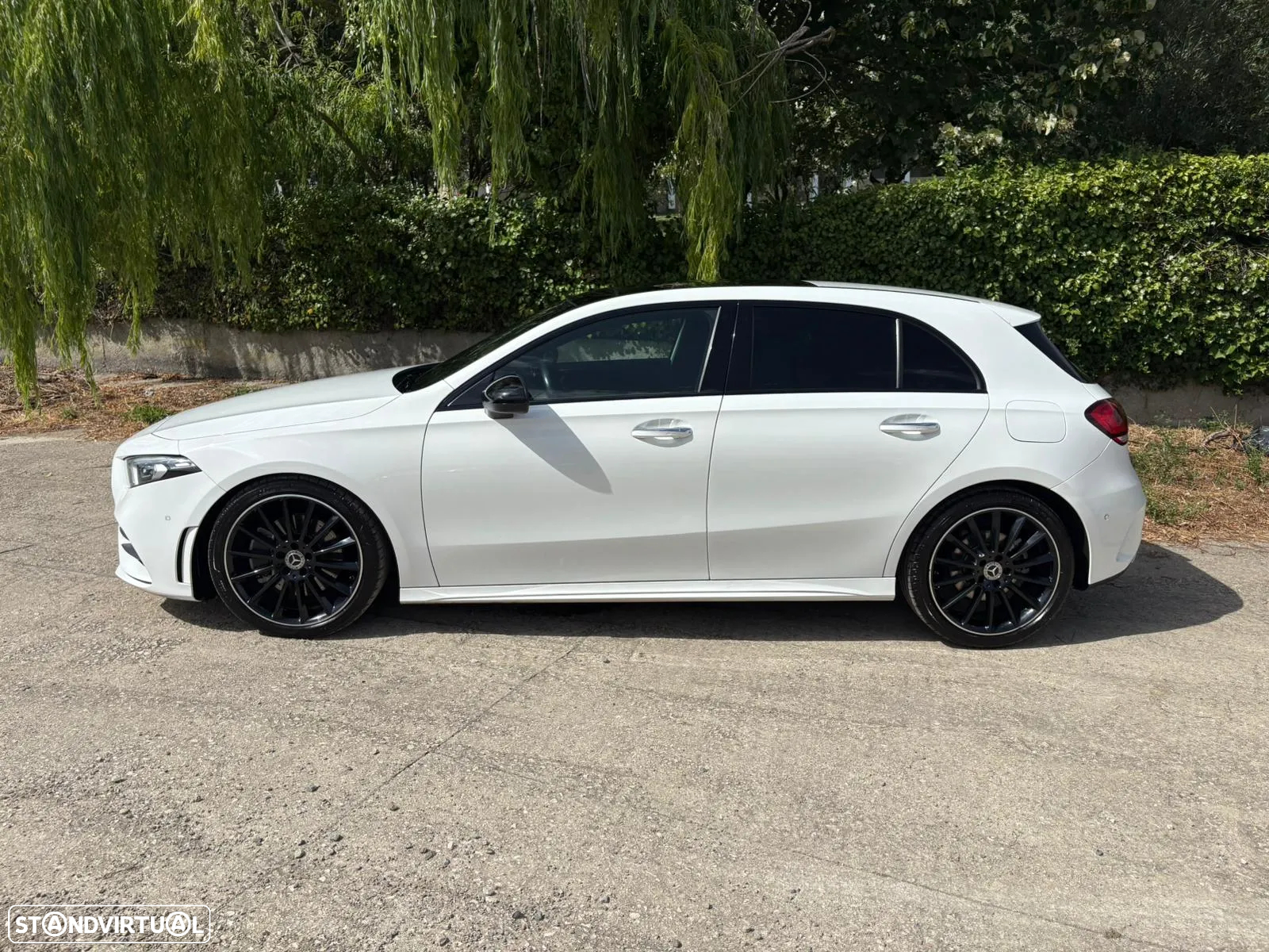 Mercedes-Benz A 220 d 8G-DCT AMG Line - 5
