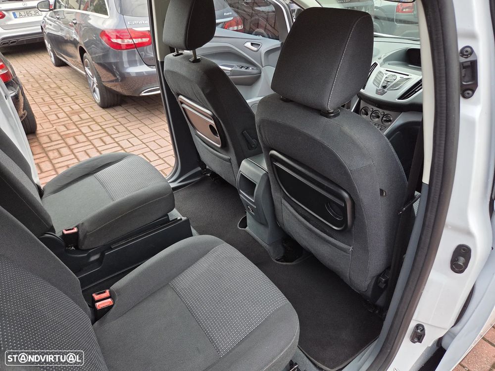 Ford Grand C-Max 1.0 EcoBoost S&S Ambiente - 26