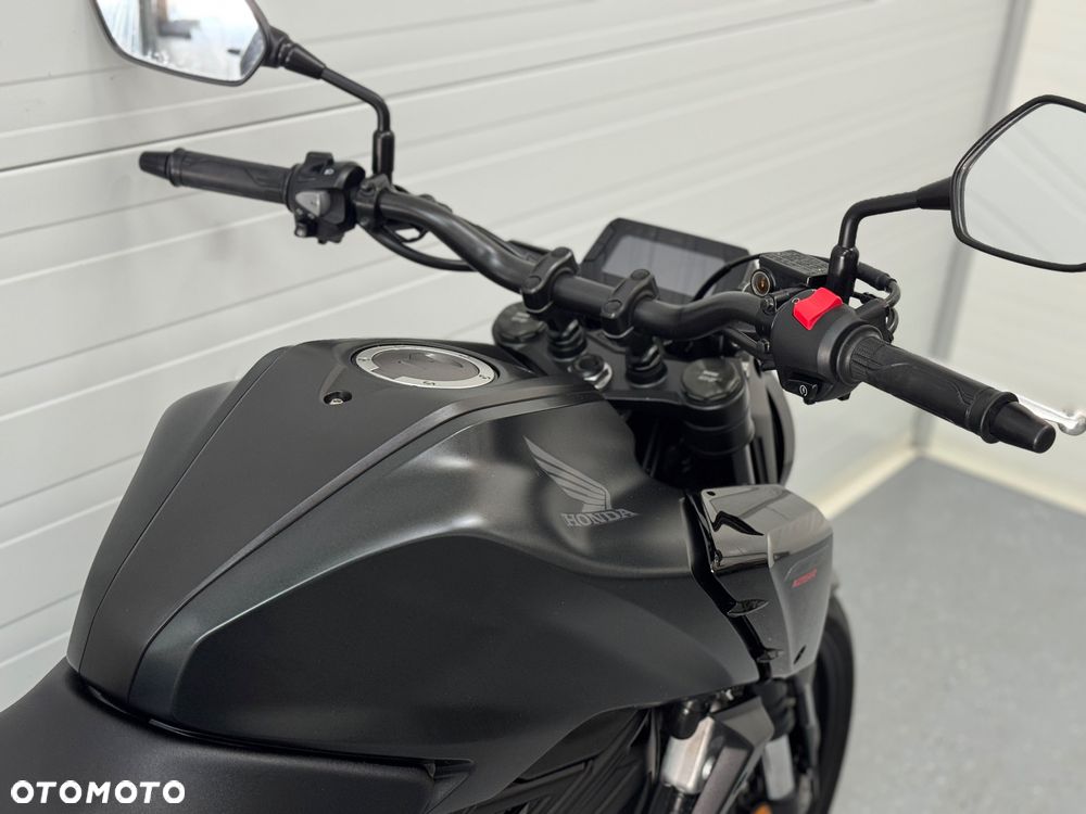 Honda CB - 7