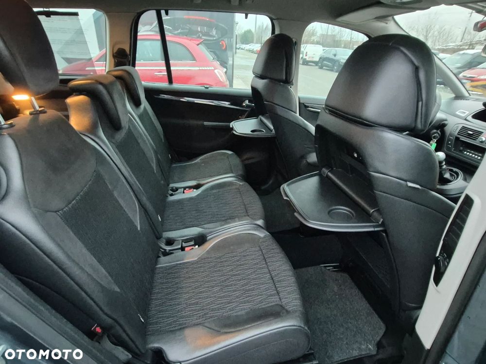 Citroën C4 Grand Picasso - 32