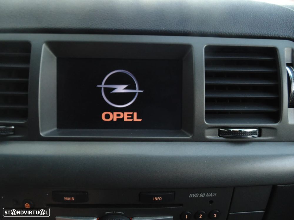 Opel Vectra GTS 1.9 CDTi - 37